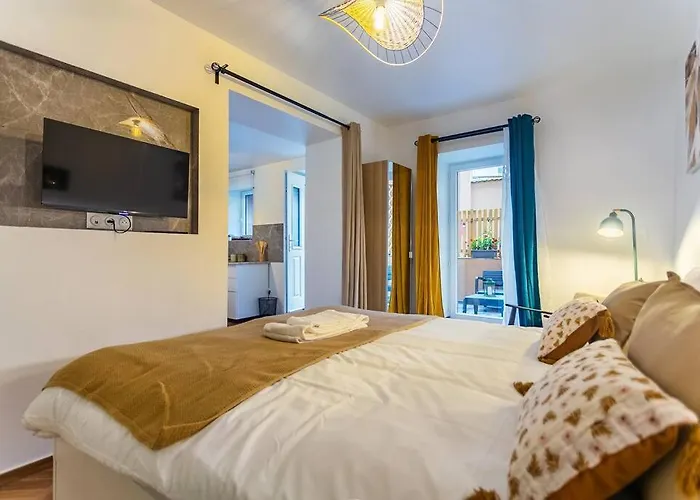 アパート Le Jardin De L'hyser *